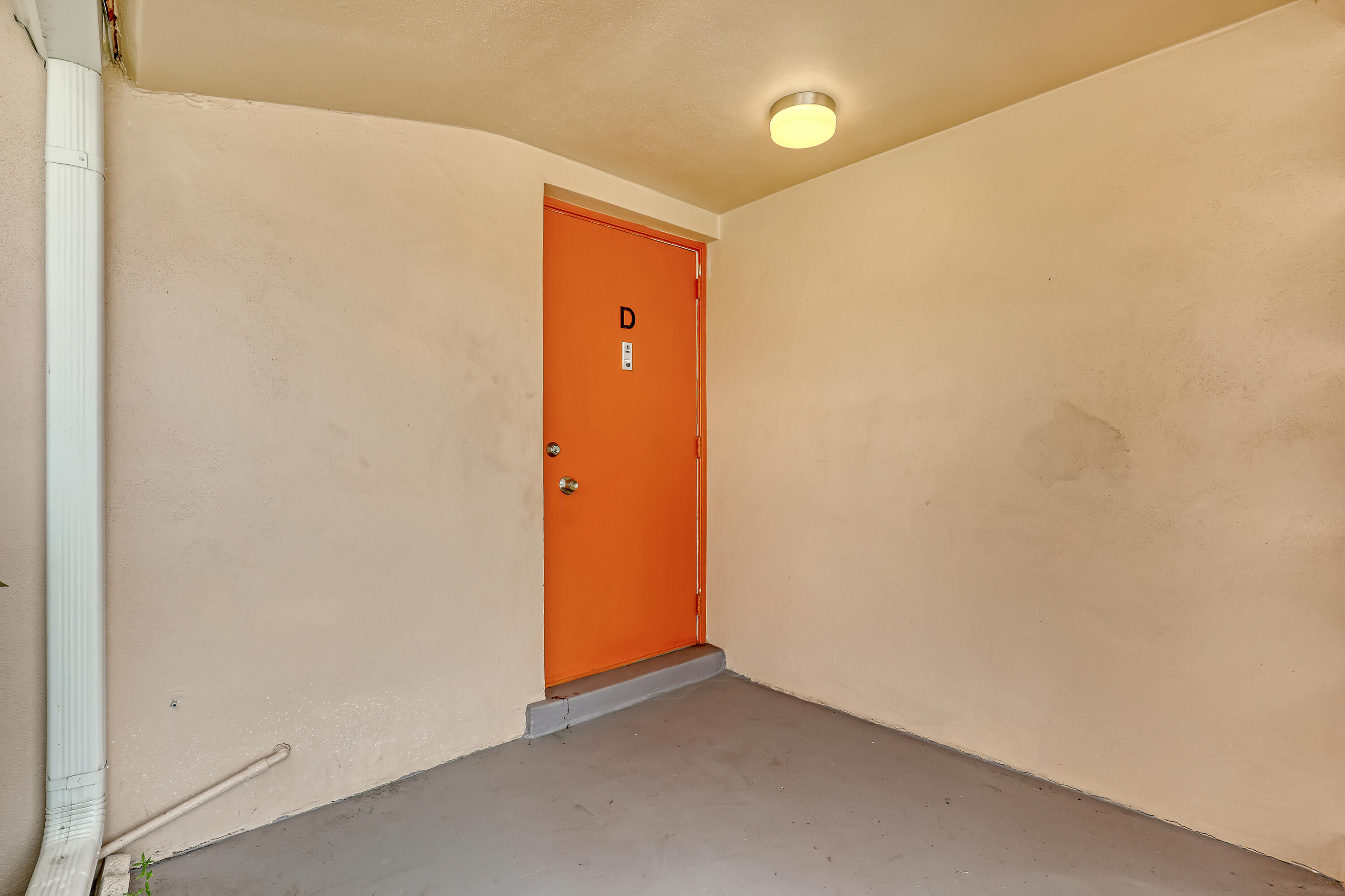 2747 Dudley Drive E D — photo 4