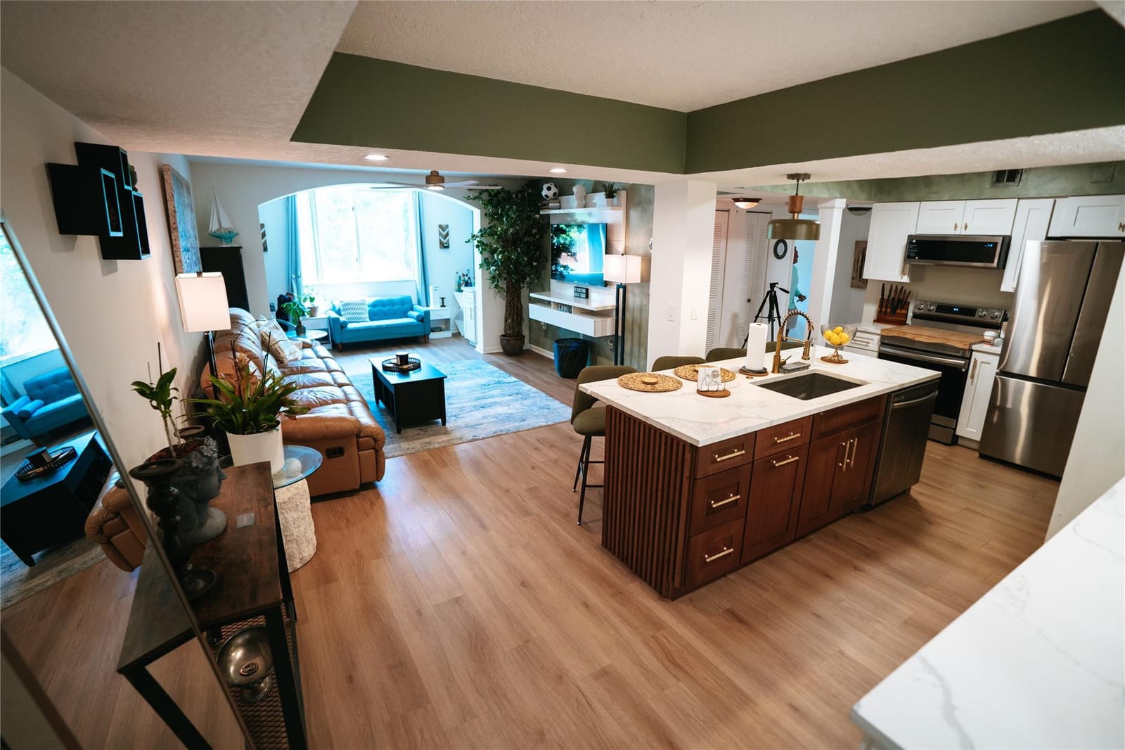 300 Scotia Drive 102, Hypoluxo, FL 33462 photo 9