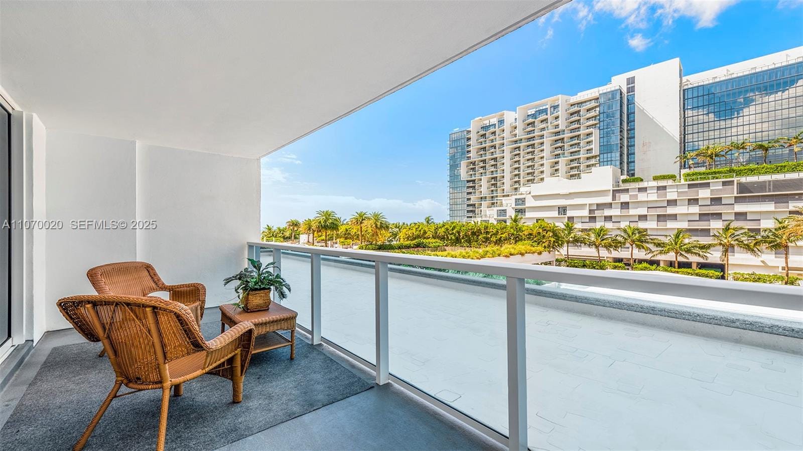 2301 Collins Avenue 301 — photo 2