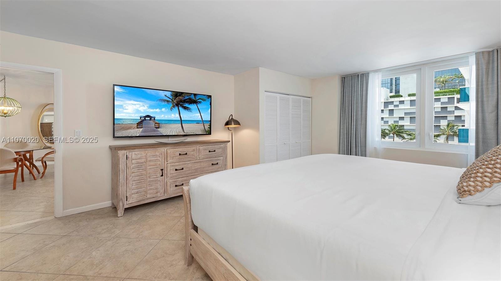 2301 Collins Avenue 301 — photo 3