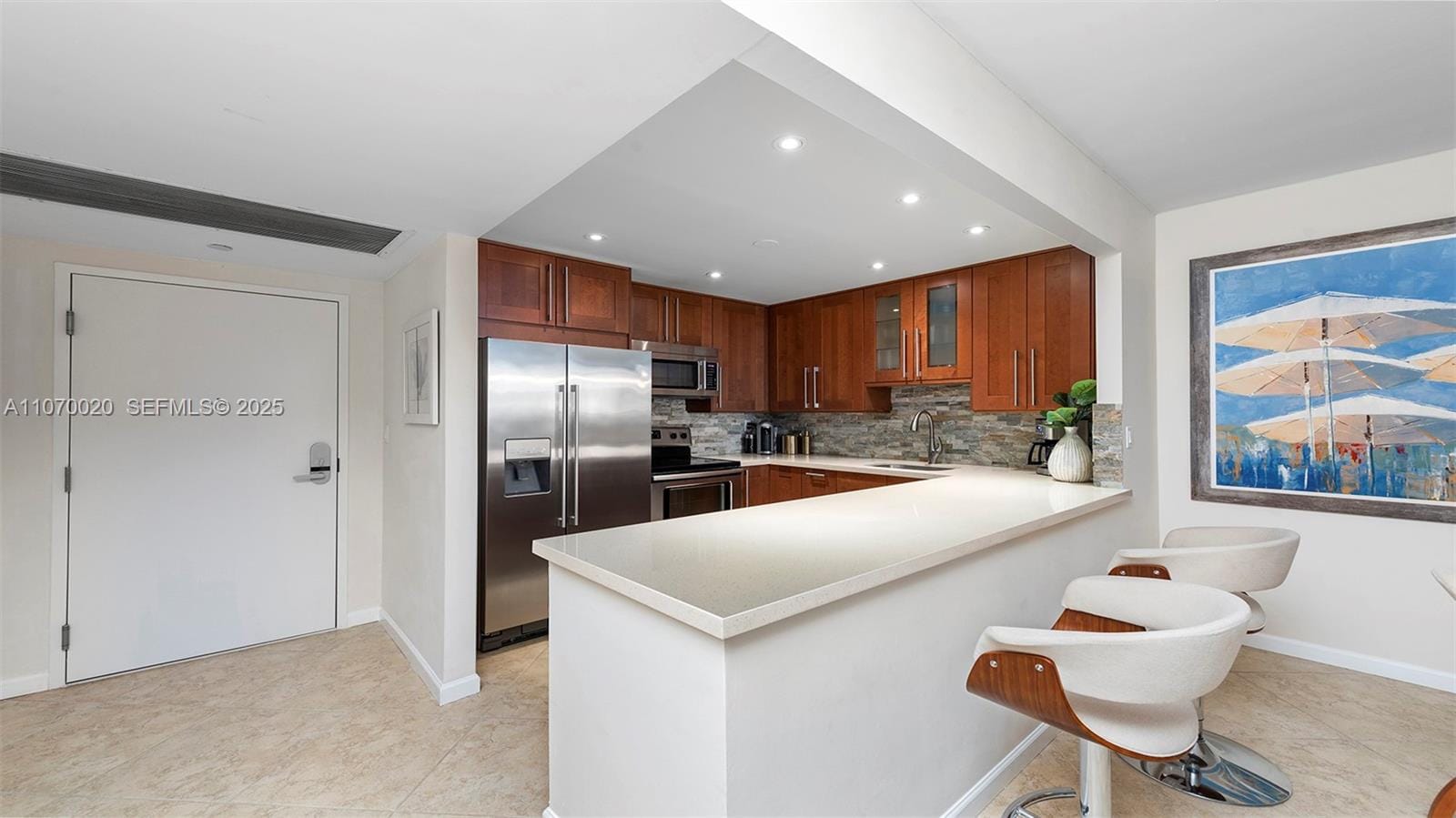 2301 Collins Avenue 301 — photo 10