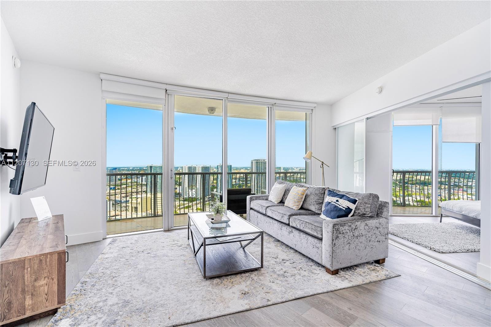 1750 N Bayshore Drive 3914 — photo 6