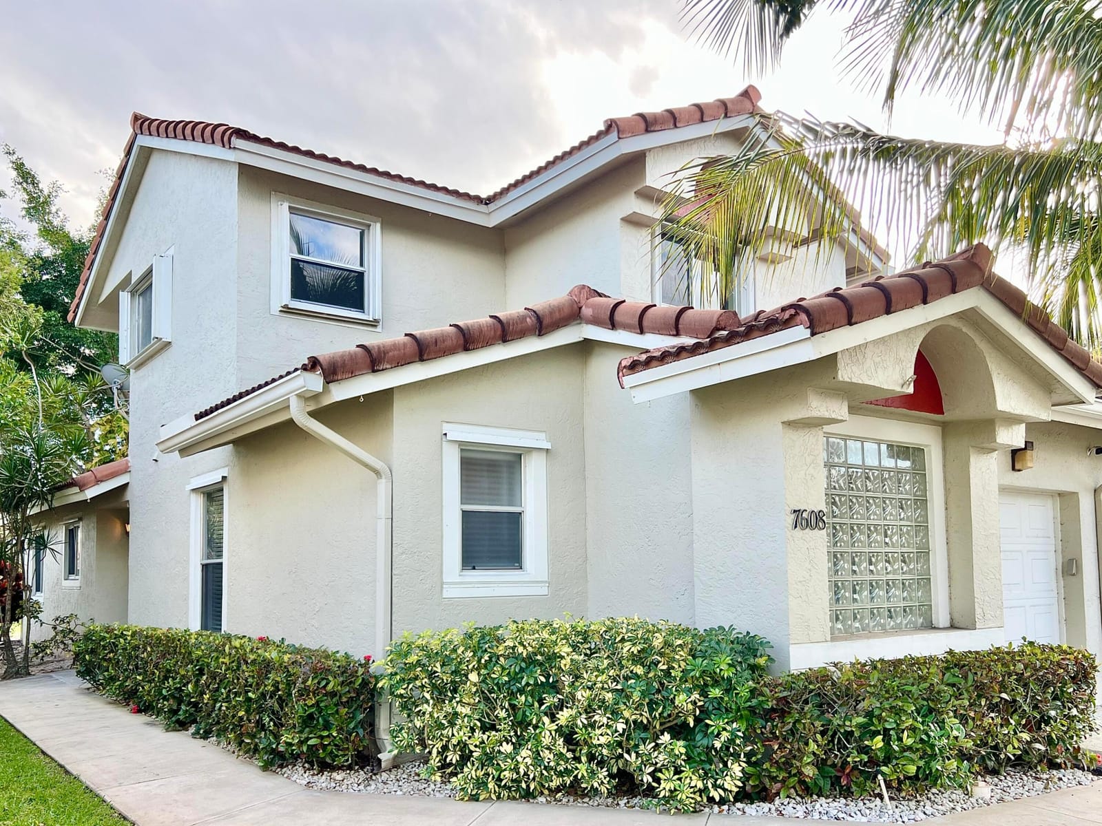 7608 Pinewalk Drive 127, Margate, FL 33063