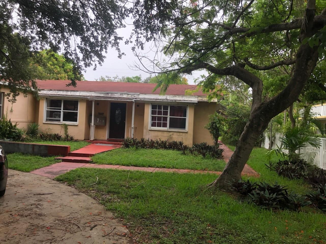 1922 Jefferson Street, Hollywood, FL 33020, Hollywood