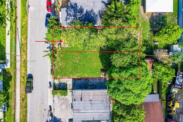 511 W 24, sold in Seminola City Sec 2, Hialeah, FL