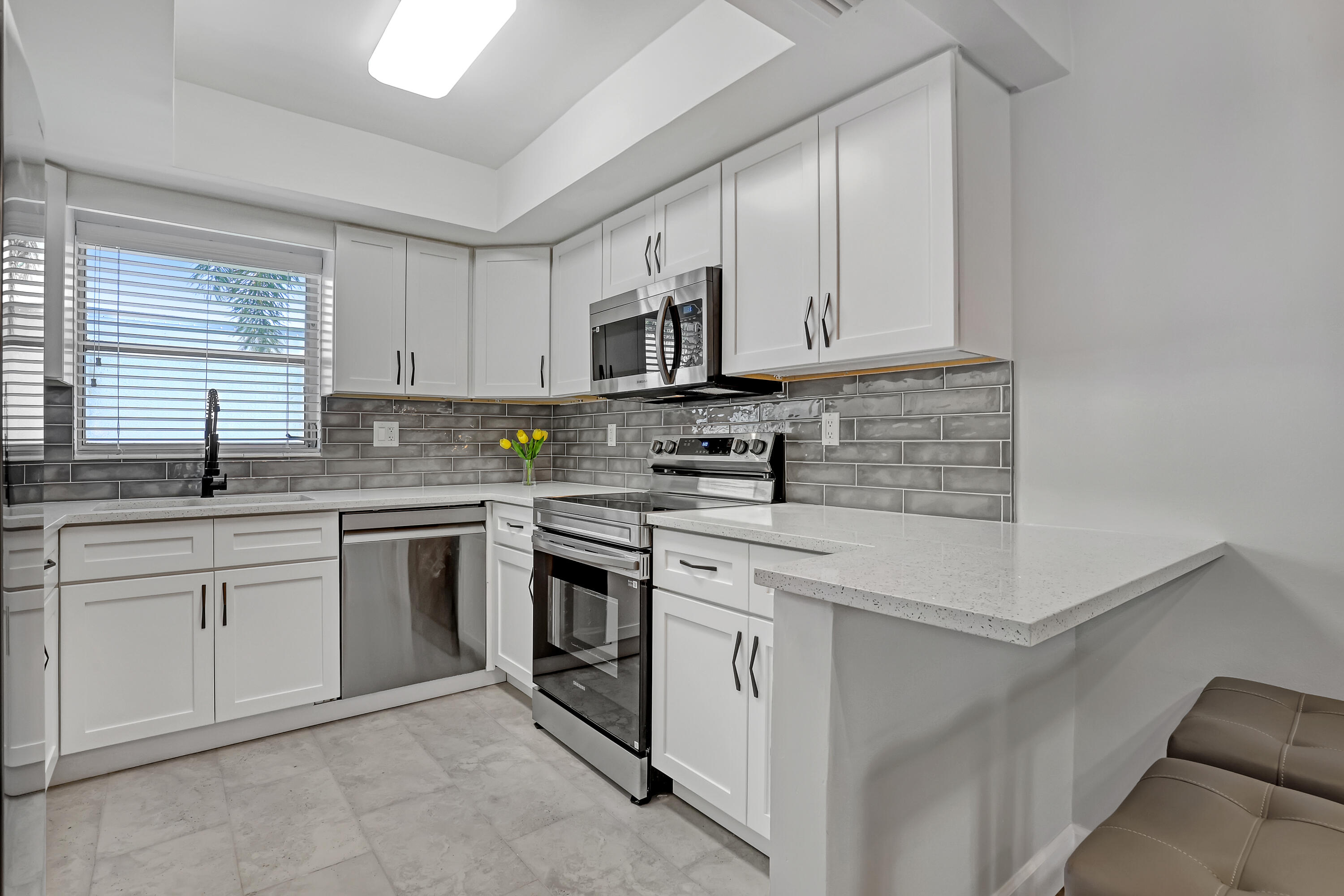 2894 Crosley Drive E G, West Palm Beach, FL 33415, West Palm Beach