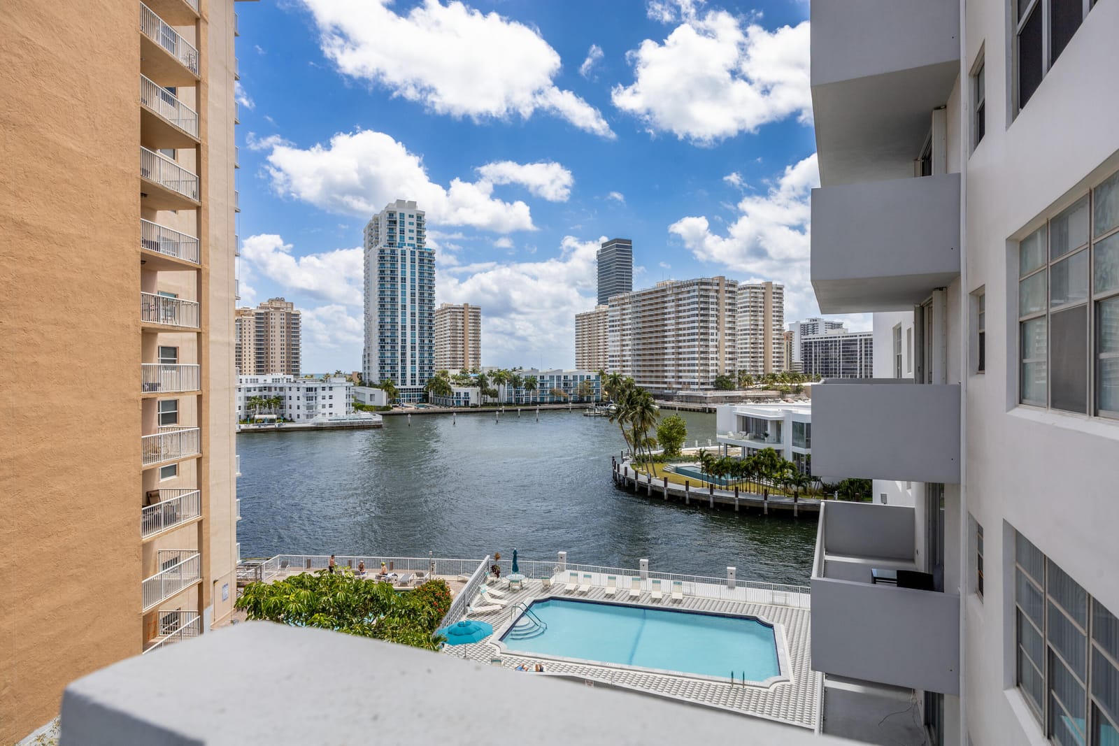 137 Golden Isles Drive 501, Hallandale Beach, FL 33009 photo 24