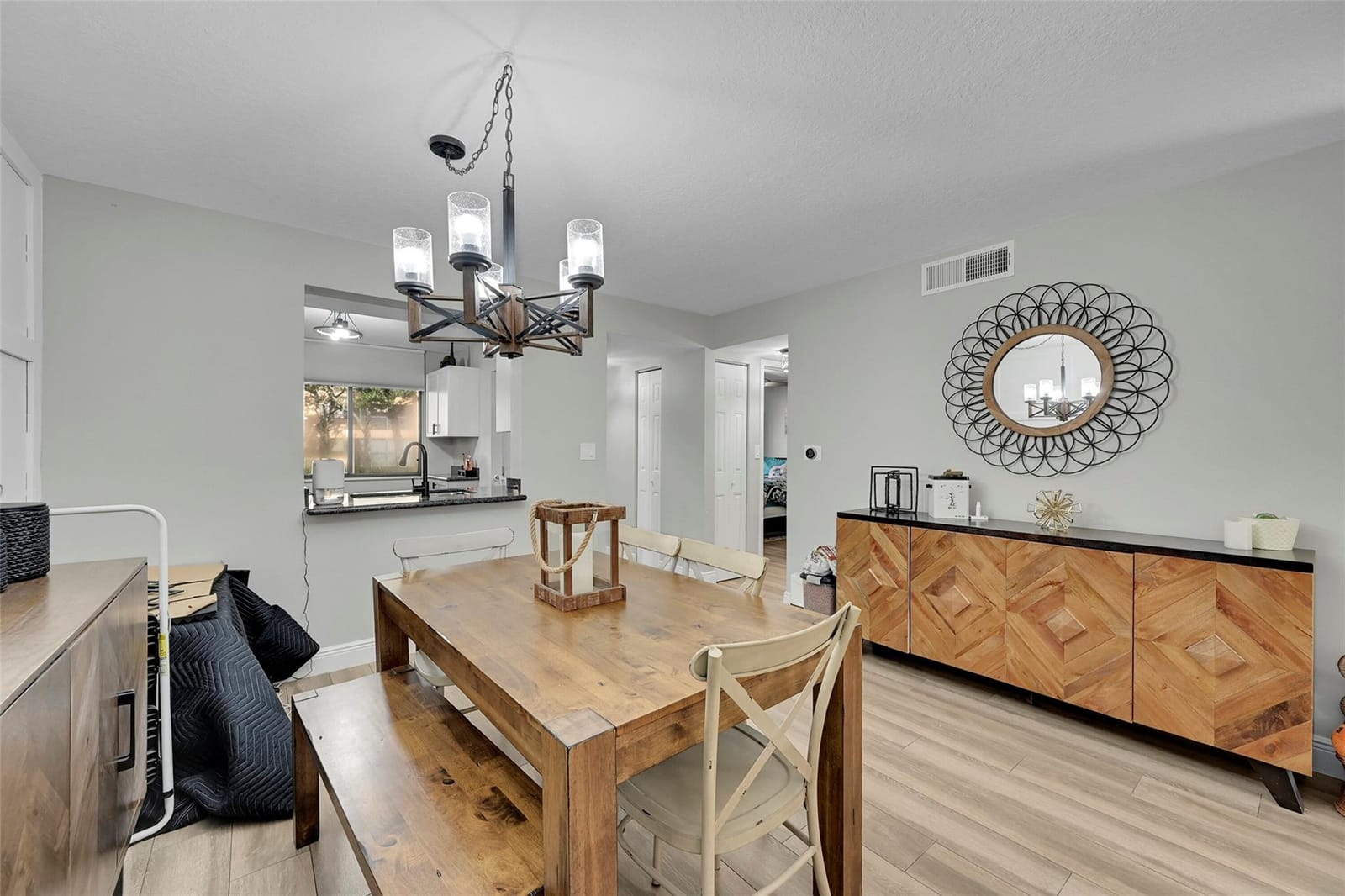 8592 W Sunrise Boulevard 102, Plantation, FL 33322