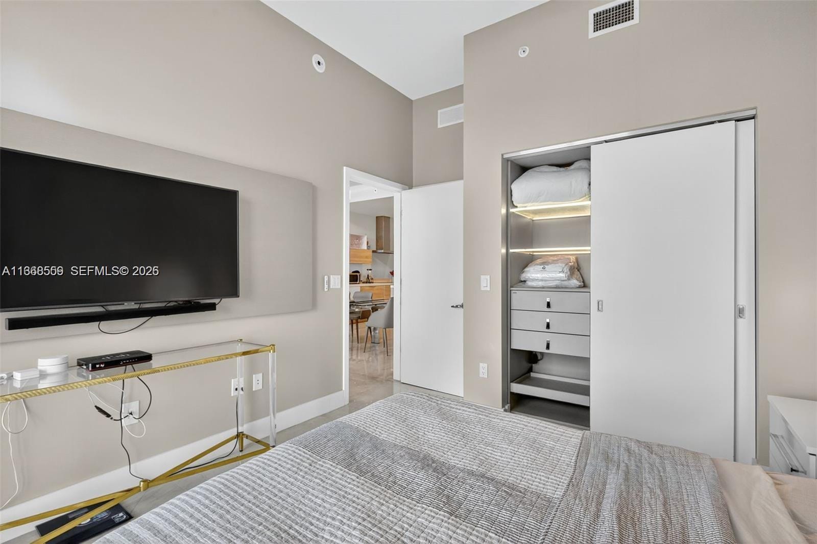 16385 Biscayne Boulevard 7, North Miami Beach, FL 33160 photo 28