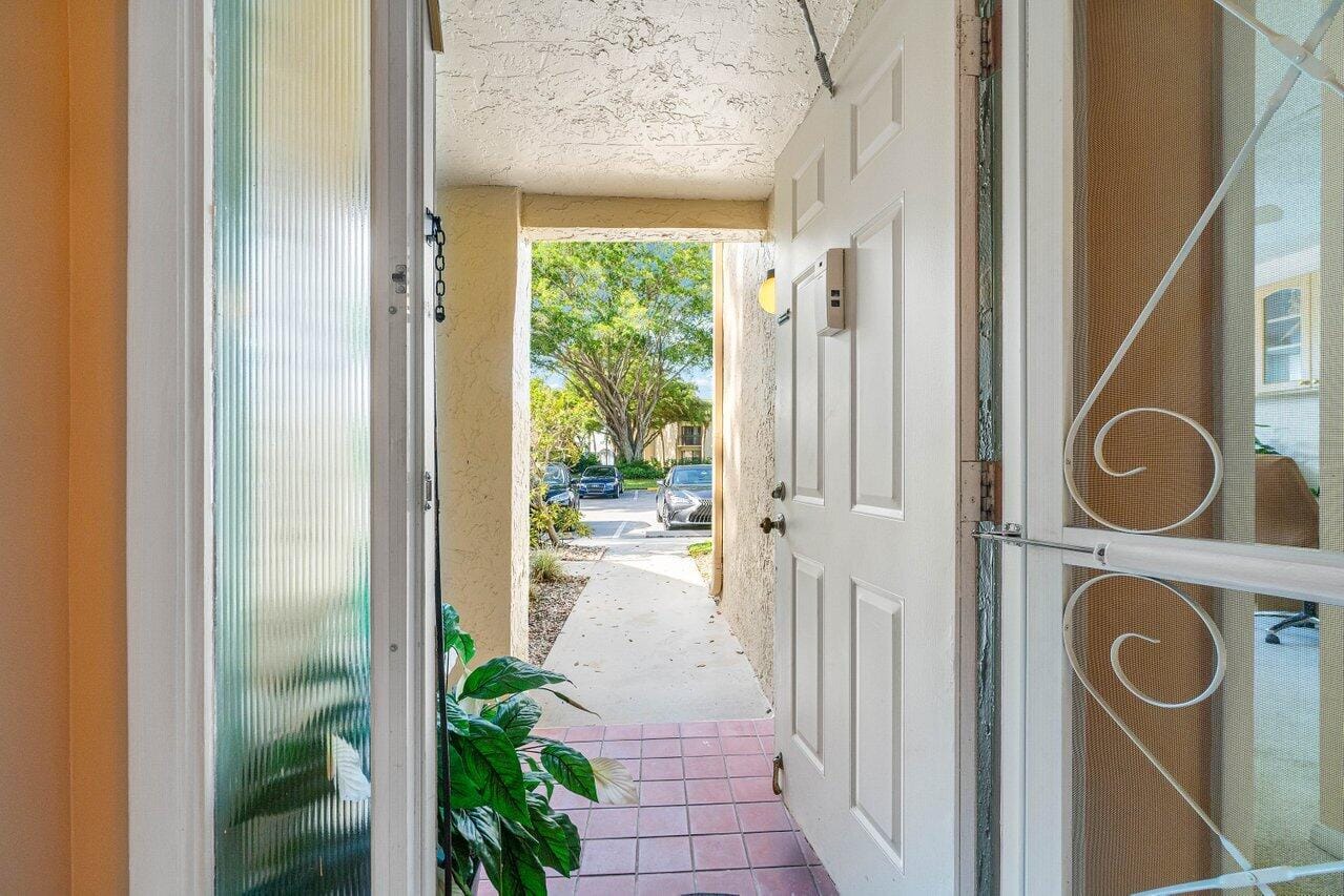 5087 Oak Hill Lane 315, Delray Beach, FL 33484 photo 27