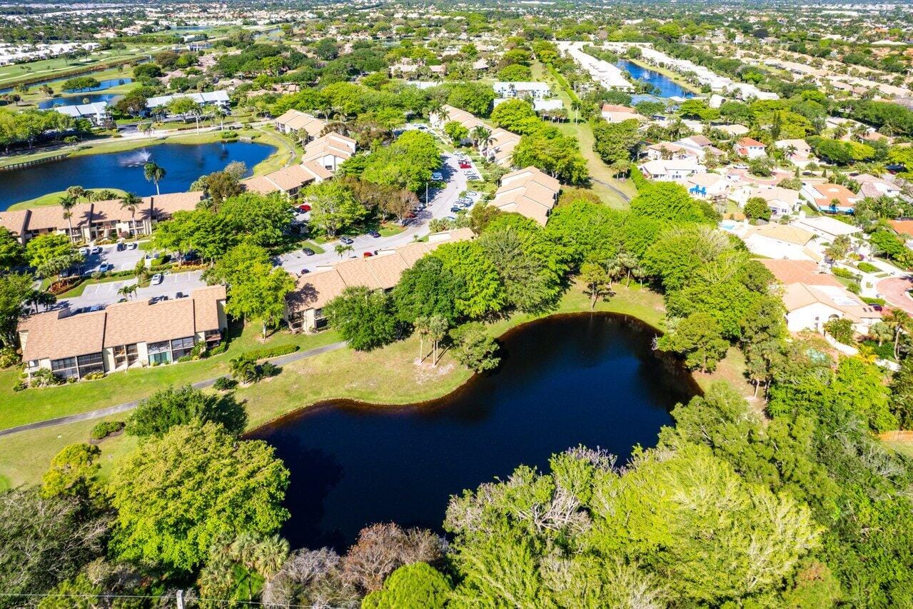 5087 Oak Hill Lane 315, Delray Beach, FL 33484 photo 4