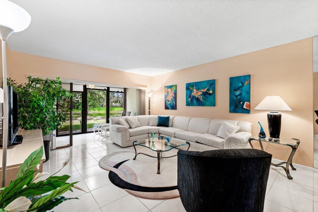 5087 Oak Hill Lane 315, Delray Beach, FL 33484 photo 7