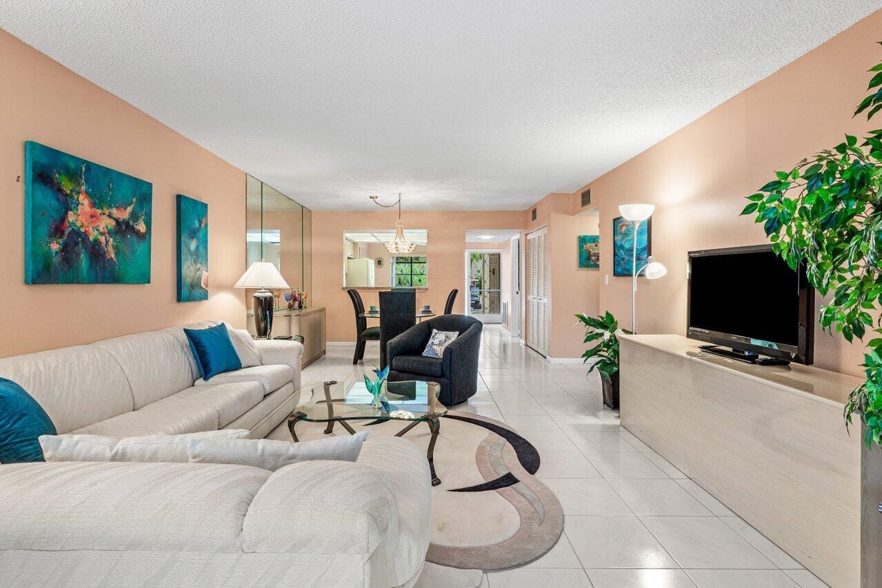 5087 Oak Hill Lane 315, Delray Beach, FL 33484 photo 8