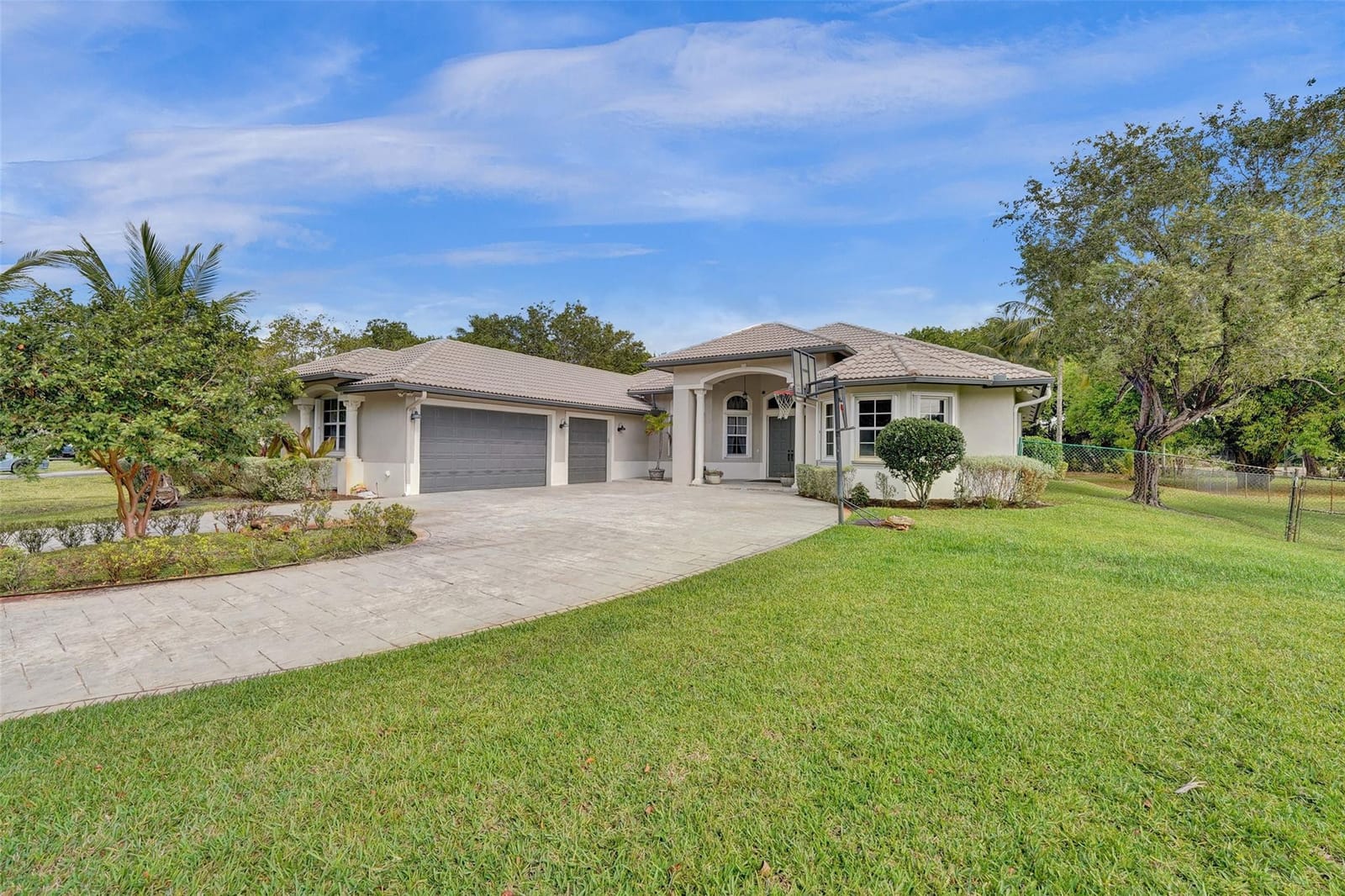 13711 SW 18th Court — photo 3