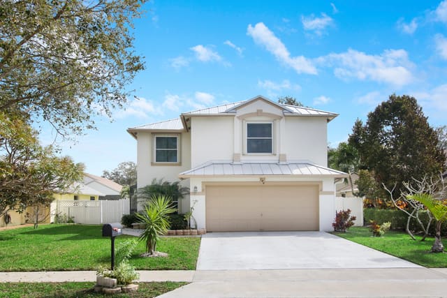 144 Pennock Landing Circle, Jupiter, FL 33458
