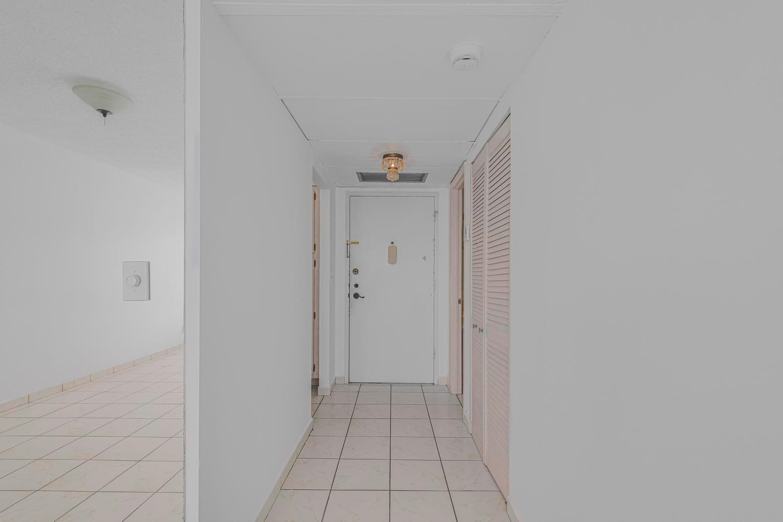 2751 Taft Street 208 — photo 8