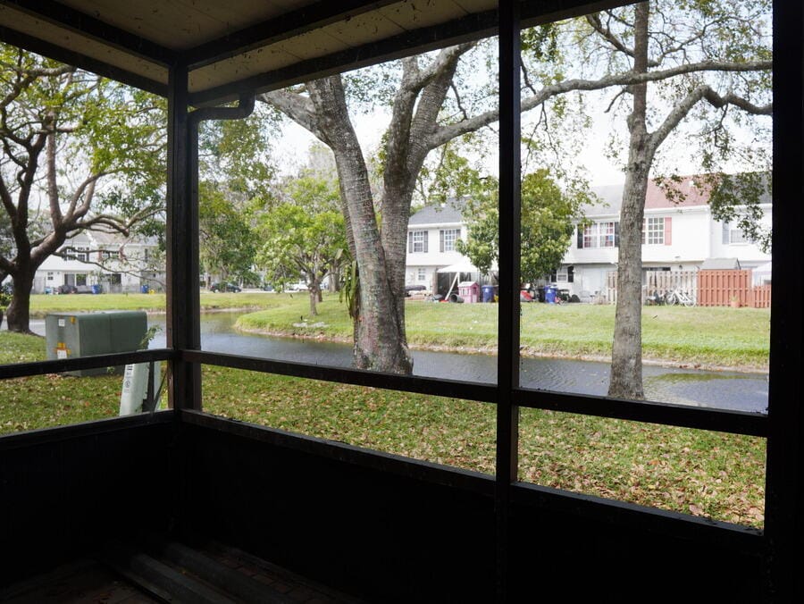 209 Georgian Park Drive — photo 12