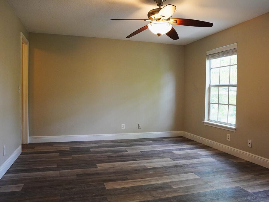 209 Georgian Park Drive — photo 3