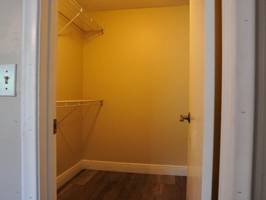 209 Georgian Park Drive — photo 4