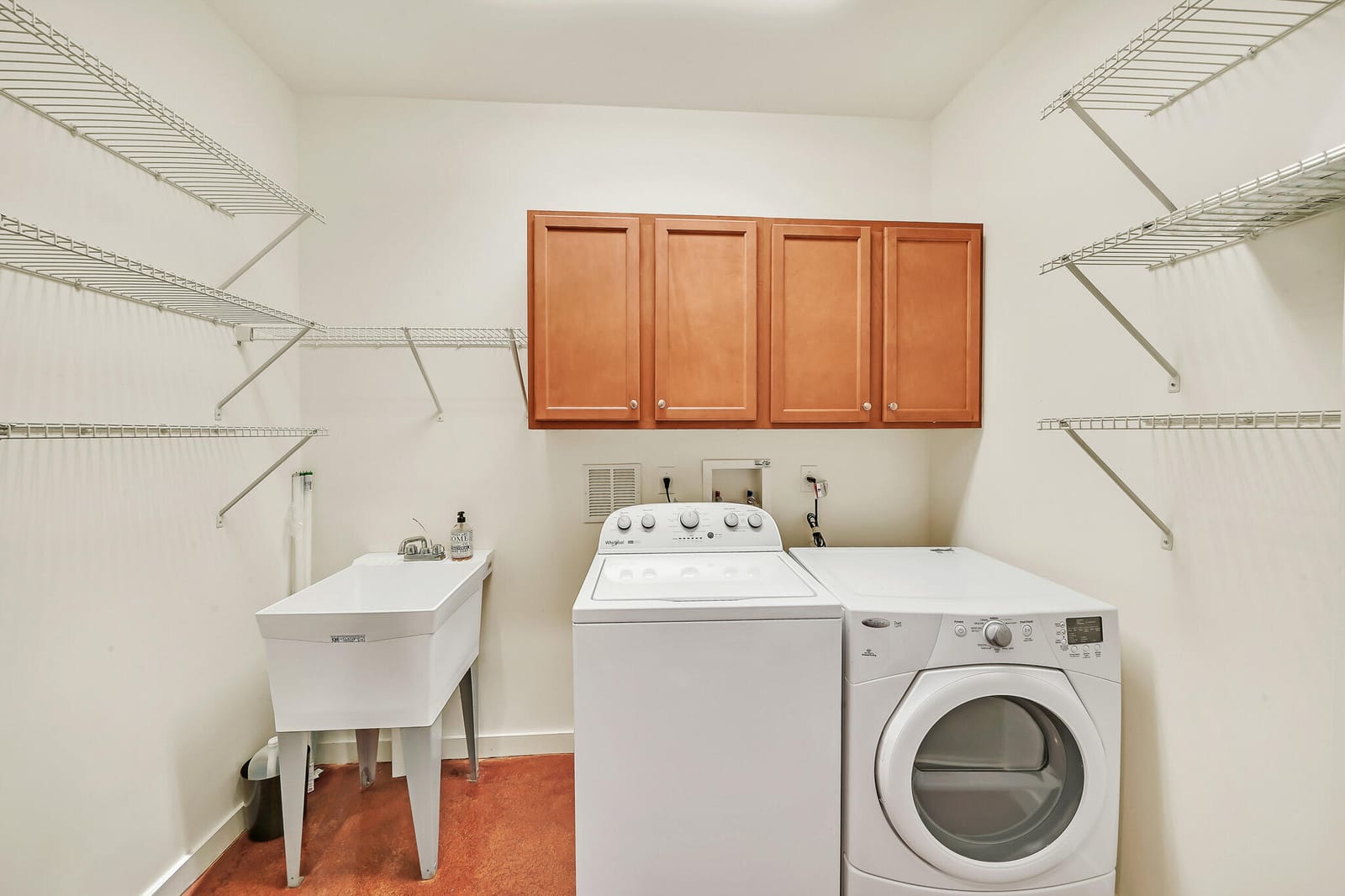 1202 Lucerne Avenue C — photo 12