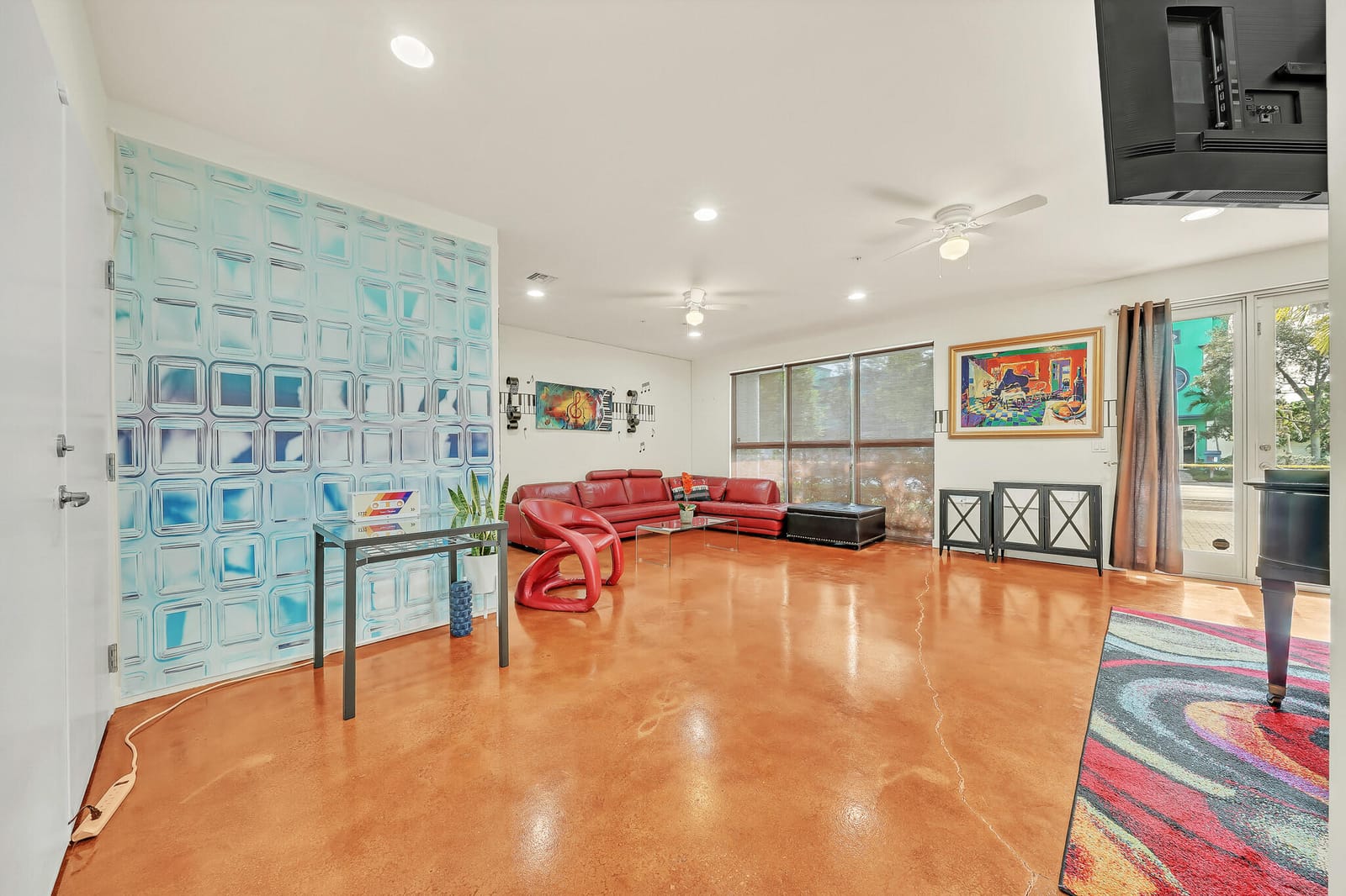 1202 Lucerne Avenue C — photo 5