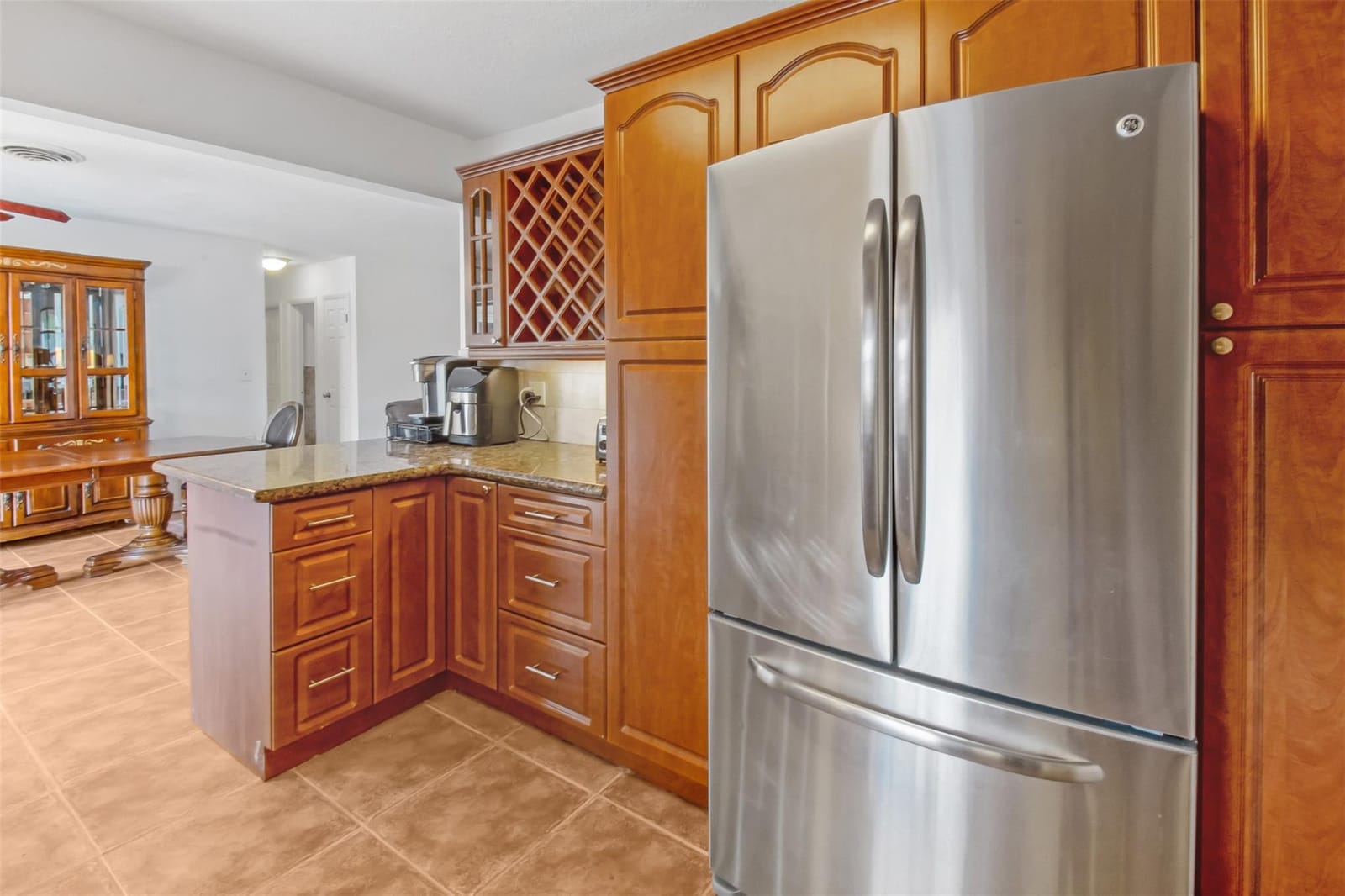 5651 SW 56th Street — photo 3