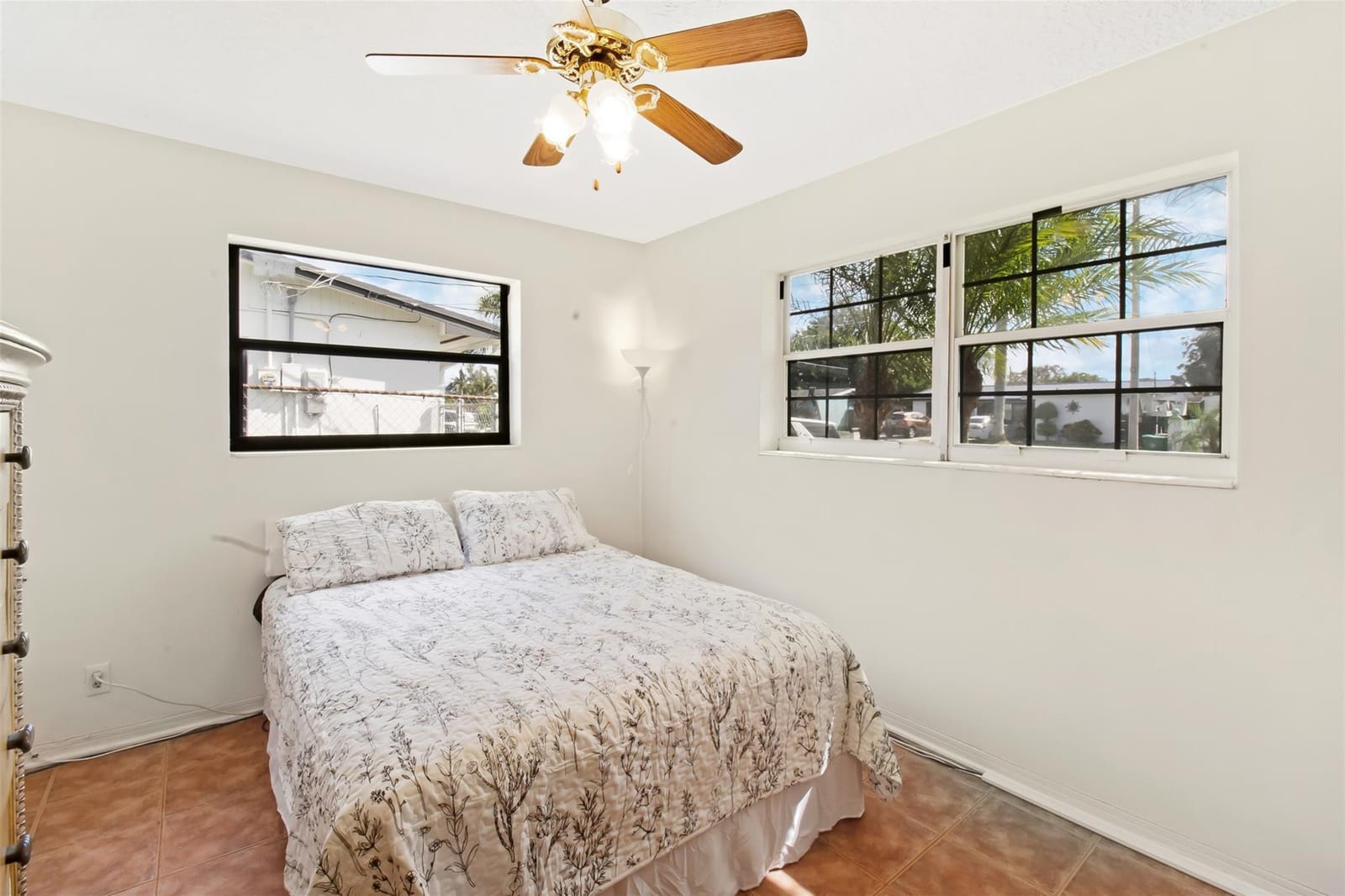 5651 SW 56th Street — photo 8