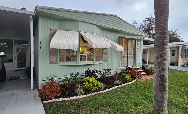 187 W Caribbean, Port St. Lucie, FL 34952