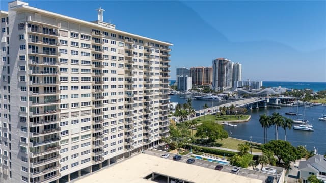 2500 E Las Olas Boulevard 406, sold in Marine Tower, Fort Lauderdale, FL