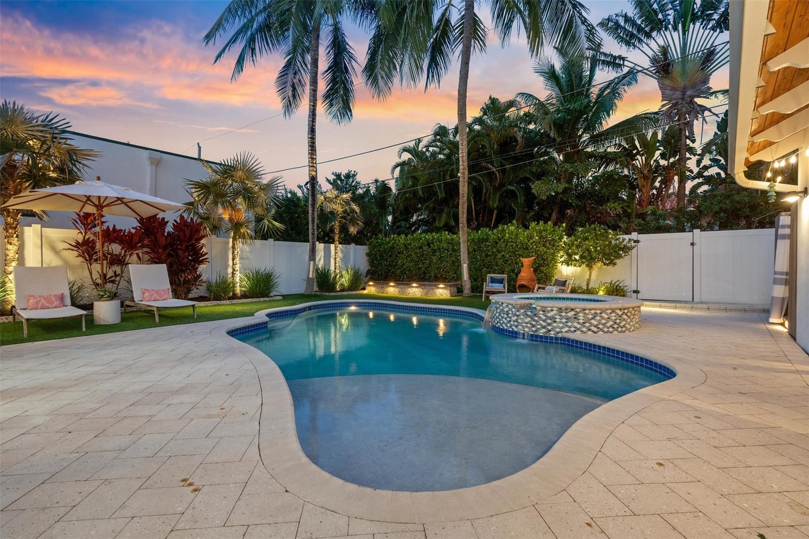 520 NE 9th Avenue, Fort Lauderdale, FL 33301 photo 12