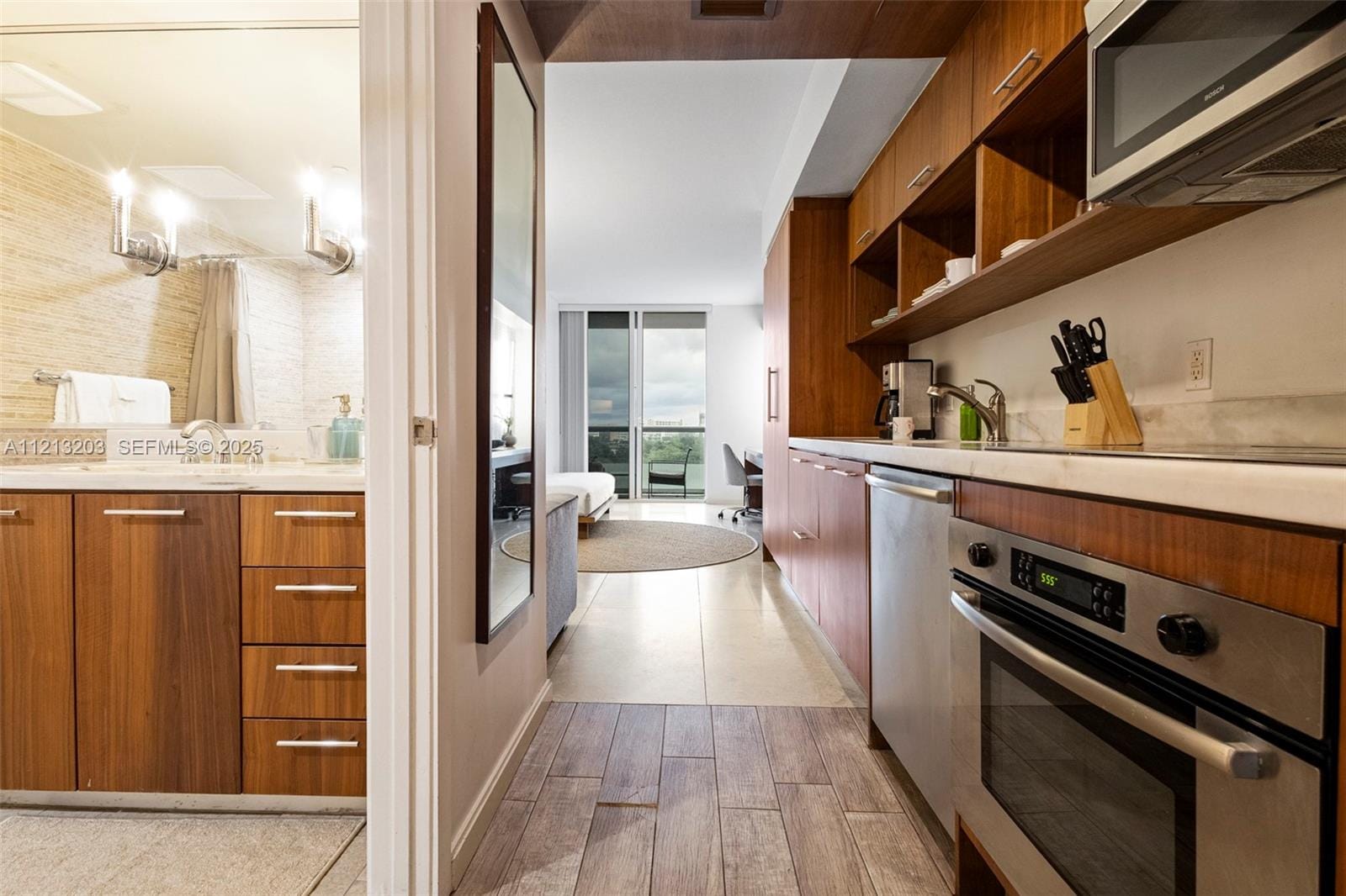 50 Biscayne Boulevard 605, Miami, FL 33132 photo 14
