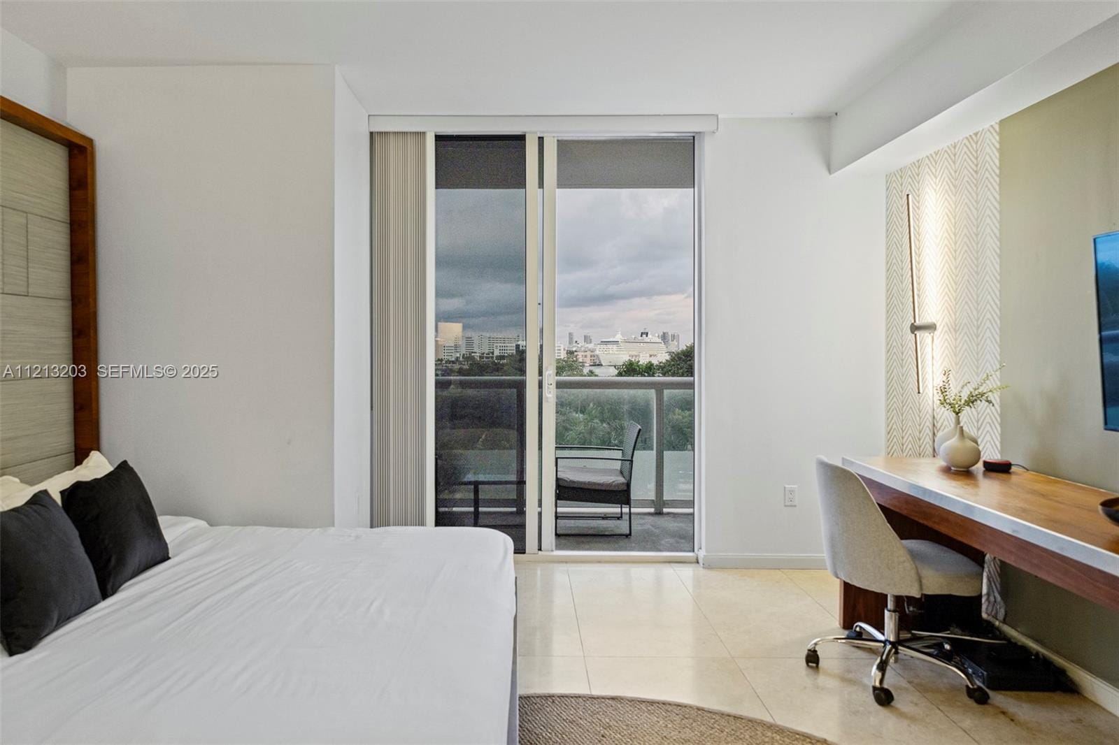 50 Biscayne Boulevard 605, Miami, FL 33132 photo 6