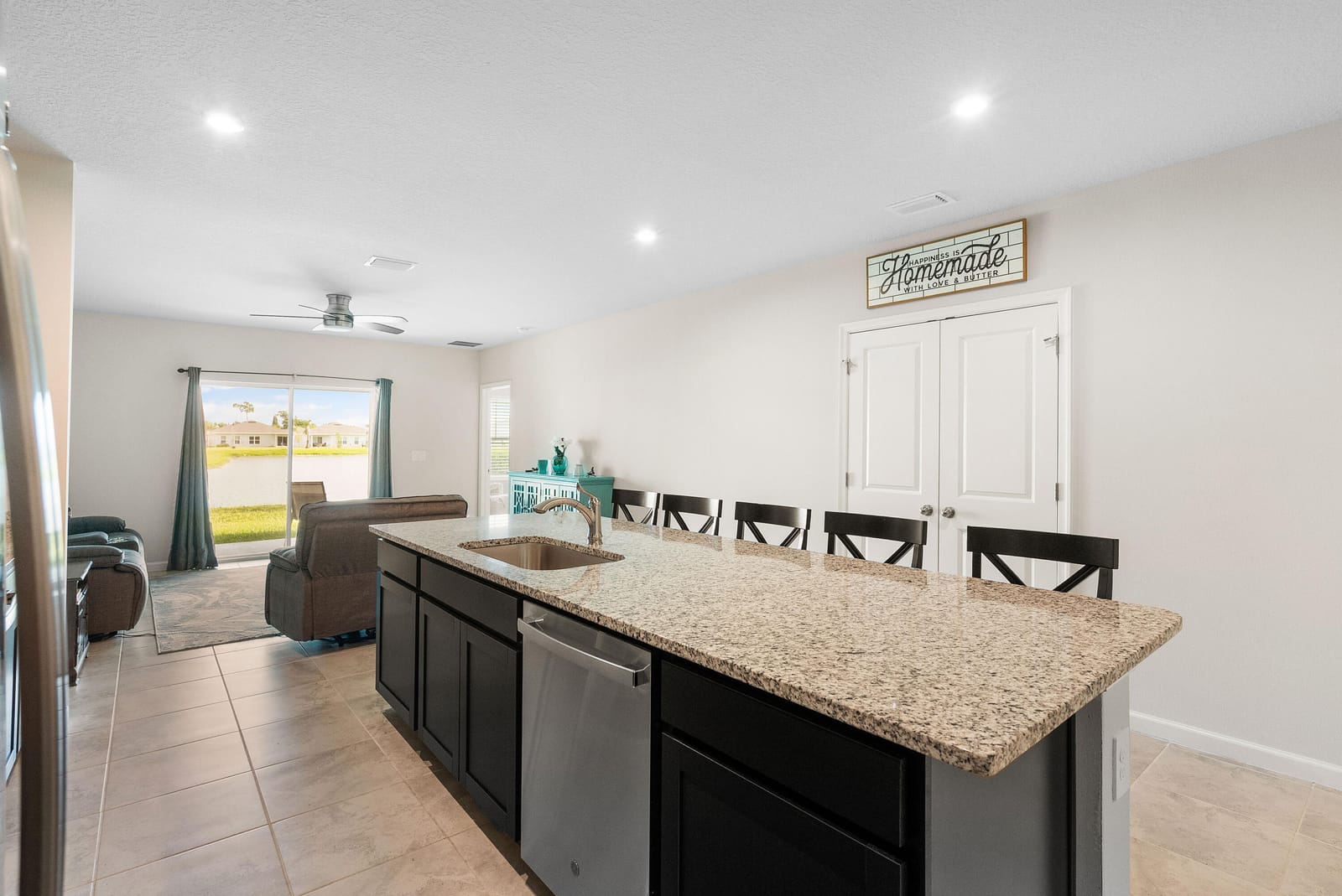 834 Persimmon Place, Fort Pierce, FL 34981 photo 4