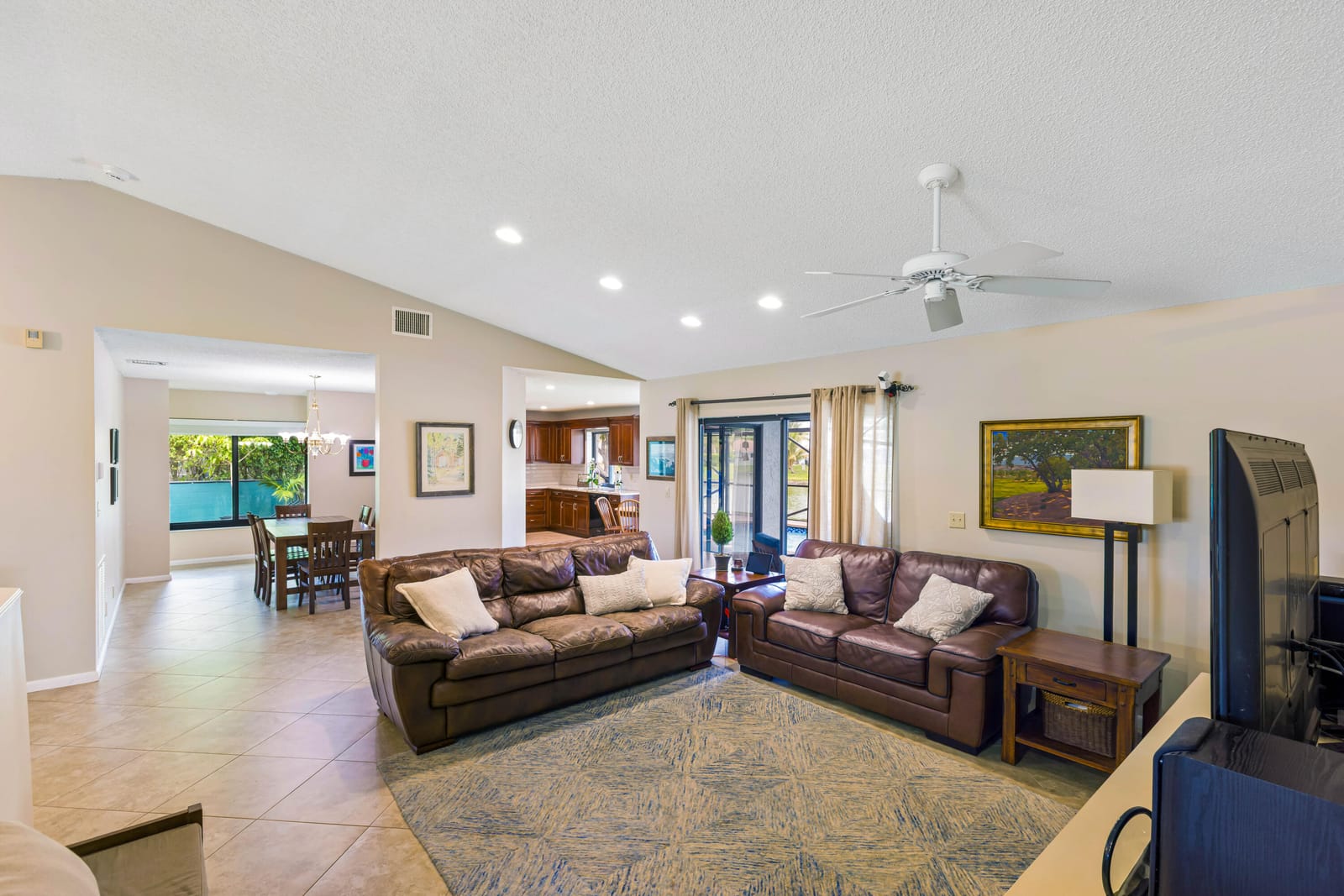 7701 NW 18 Court, Margate, FL 33063 photo 8