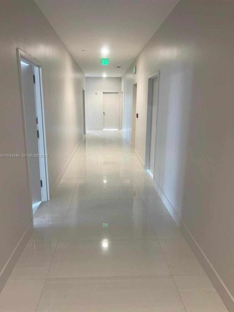 1006 E Hallandale Beach Boulevard 4-206 — photo 10