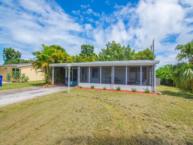 1460 5th Court, sold in Rockridge, Vero Beach, FL
