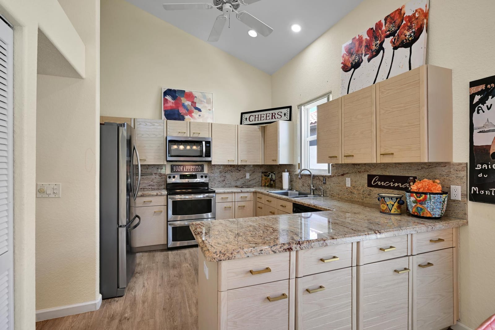 6090 Evian Place — photo 12