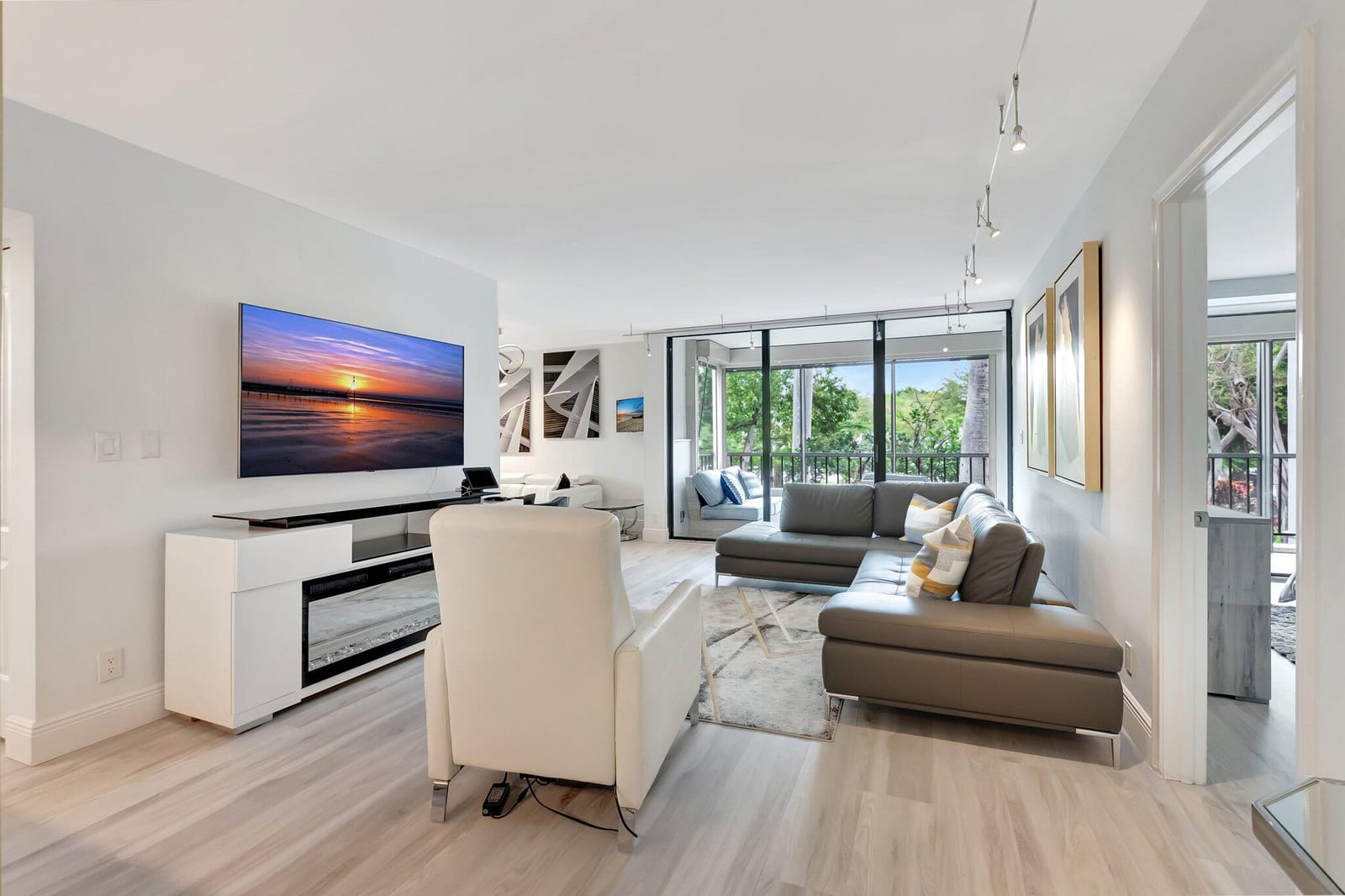 6805 Willow Wood Drive 5024, Boca Raton, FL 33434 photo 7