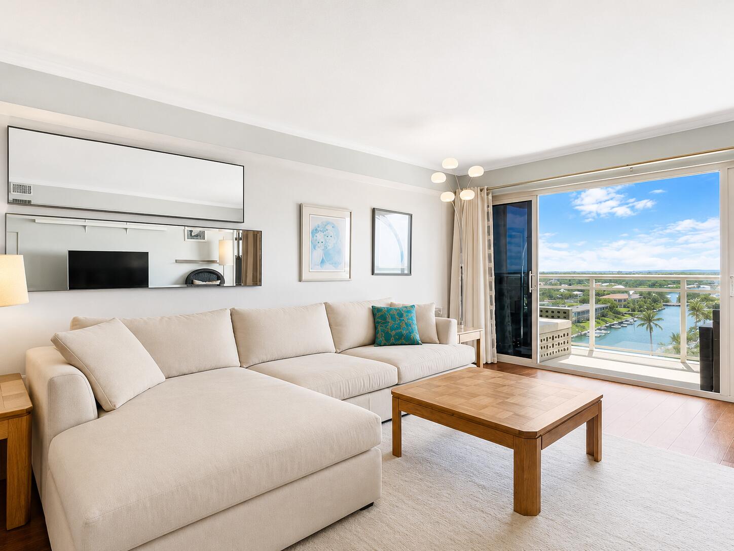 1160 Hillsboro Mile 903, Hillsboro Beach, FL 33062