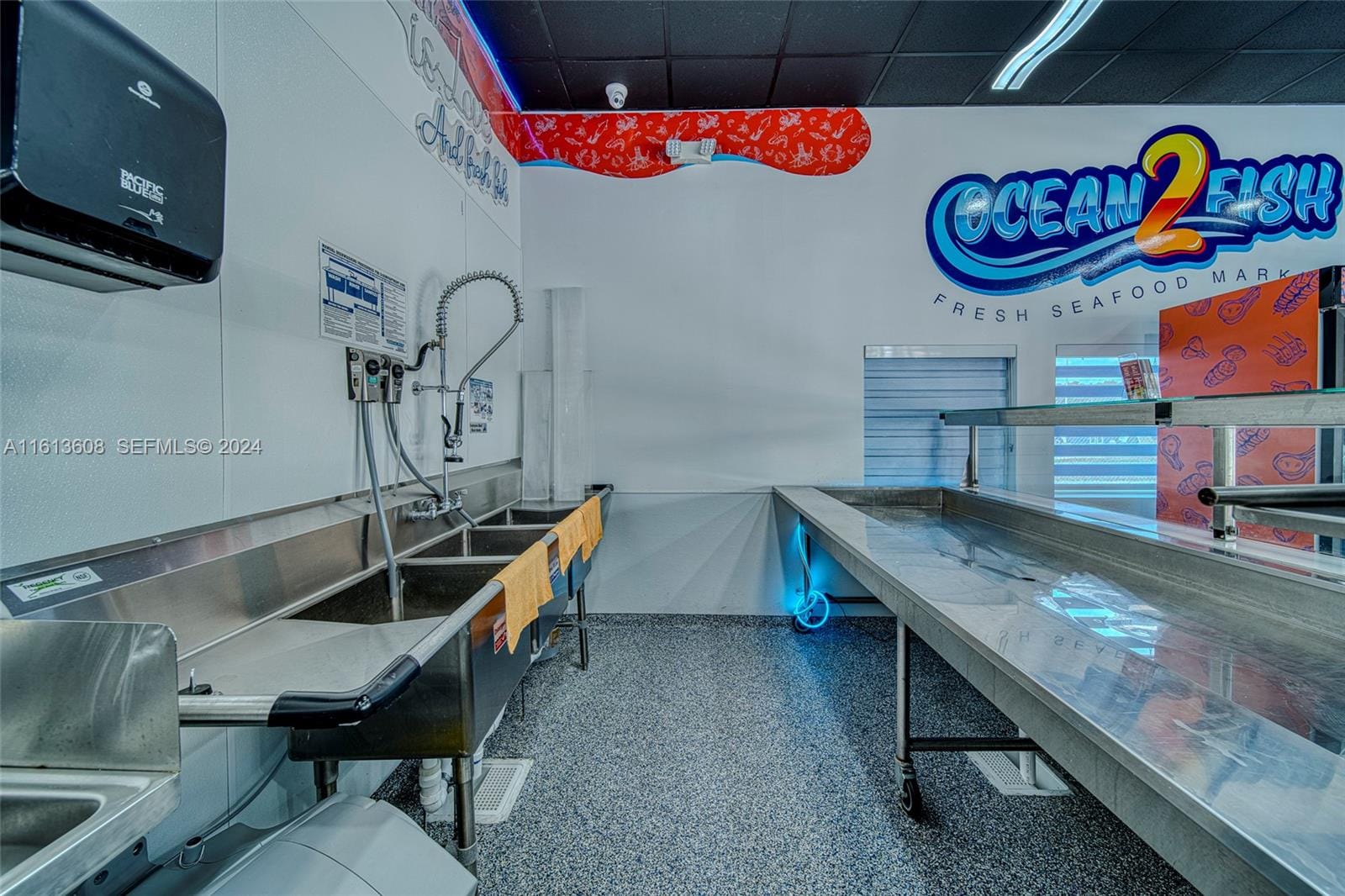 Top of The Line Fish & Top Of The Line Fish & Seafood Market With Distrib — photo 8