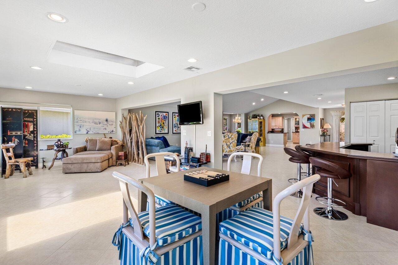 19 Estate Drive — photo 11
