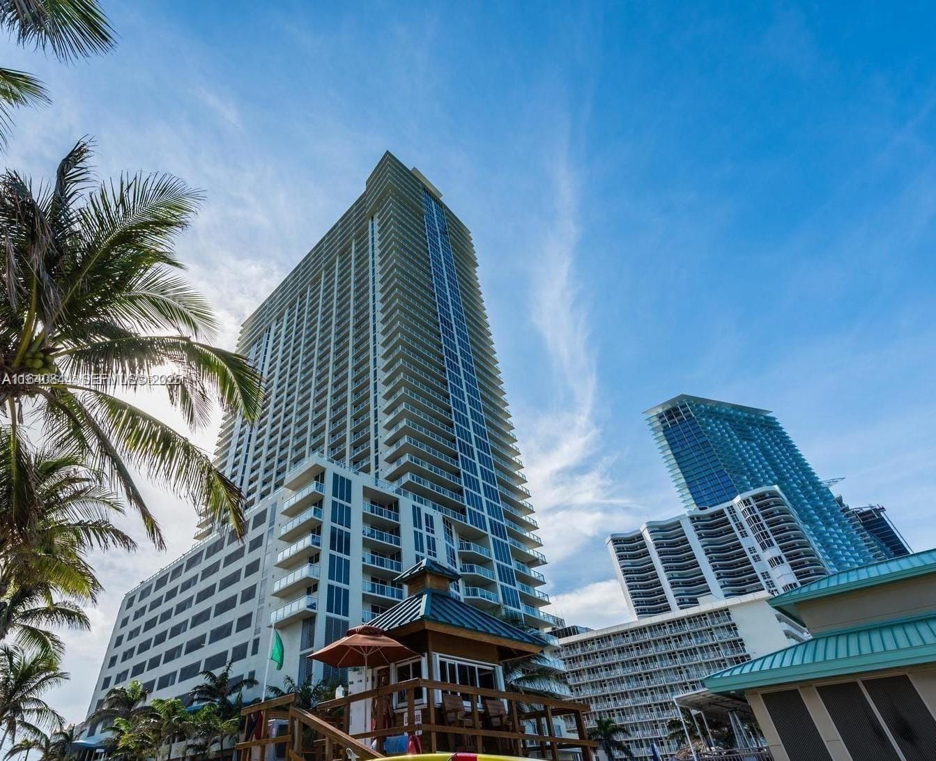 16699 Collins Avenue 2006, Sunny Isles Beach, FL 33160