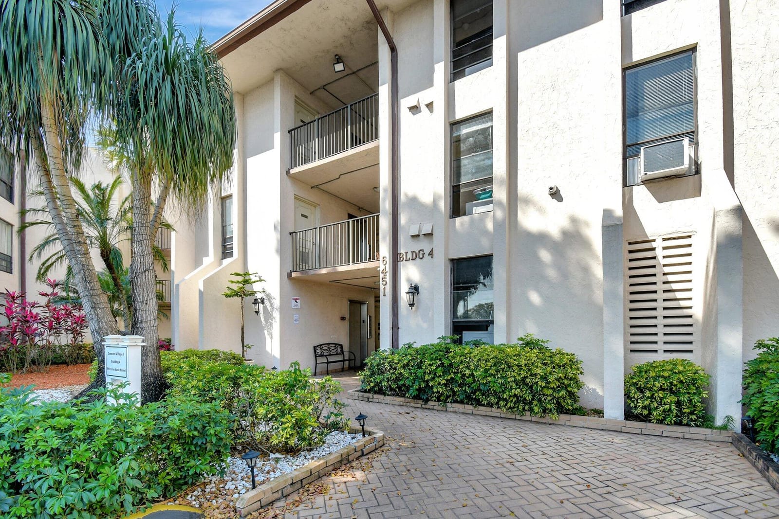 6451 N University Drive 122, Tamarac, FL 33321