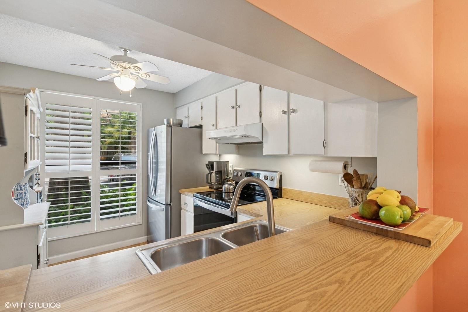 3082 S Oakland Forest Drive 1304 — photo 12