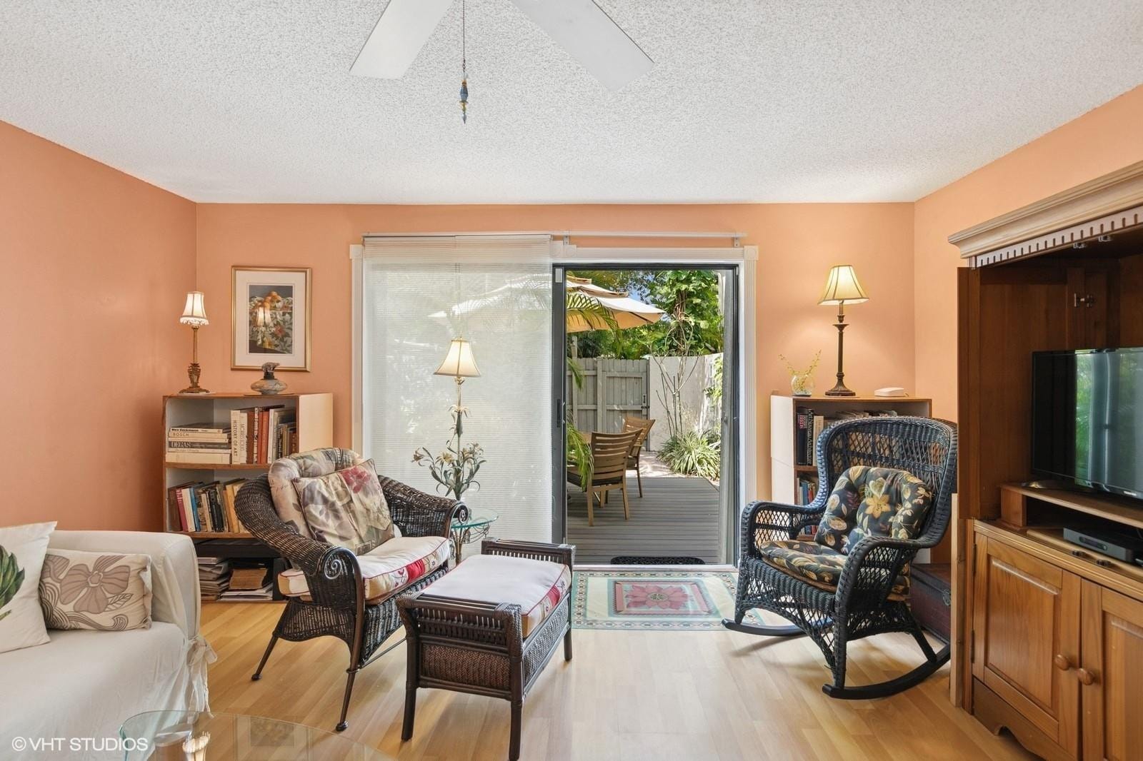 3082 S Oakland Forest Drive 1304 — photo 7