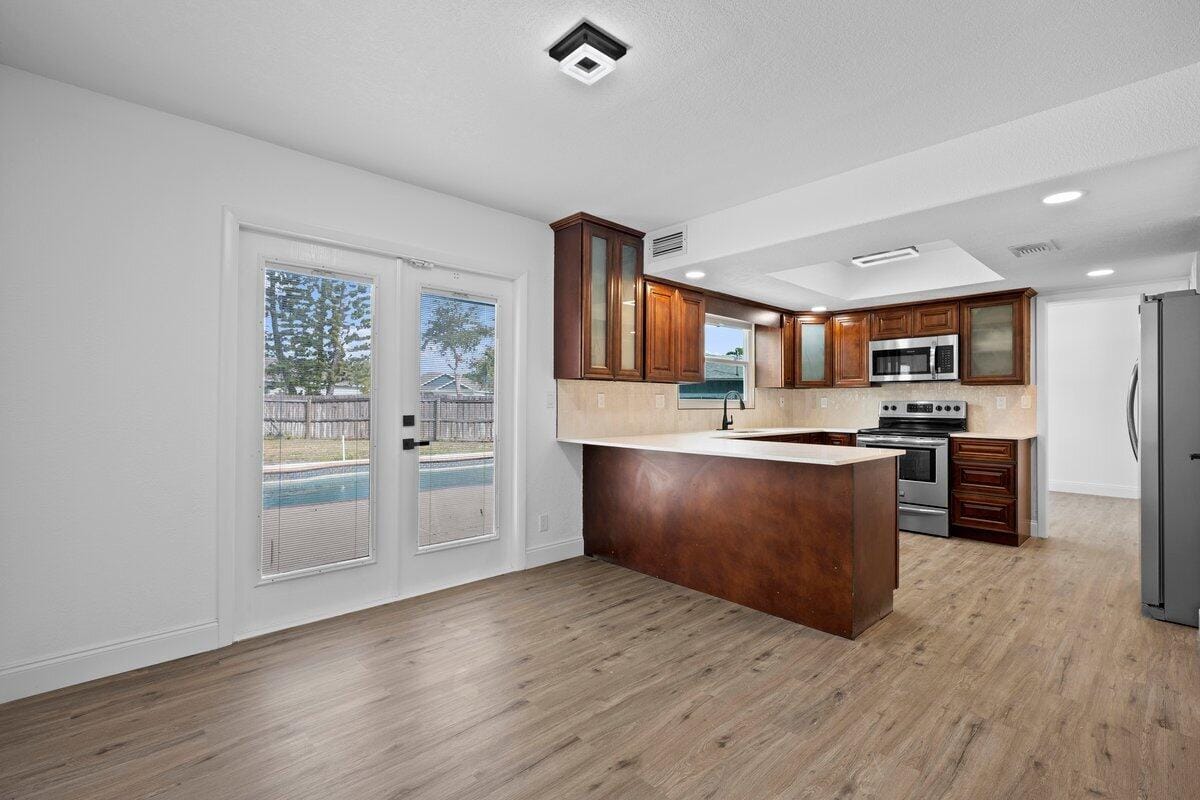 1741 SW Brisbane Street — photo 9