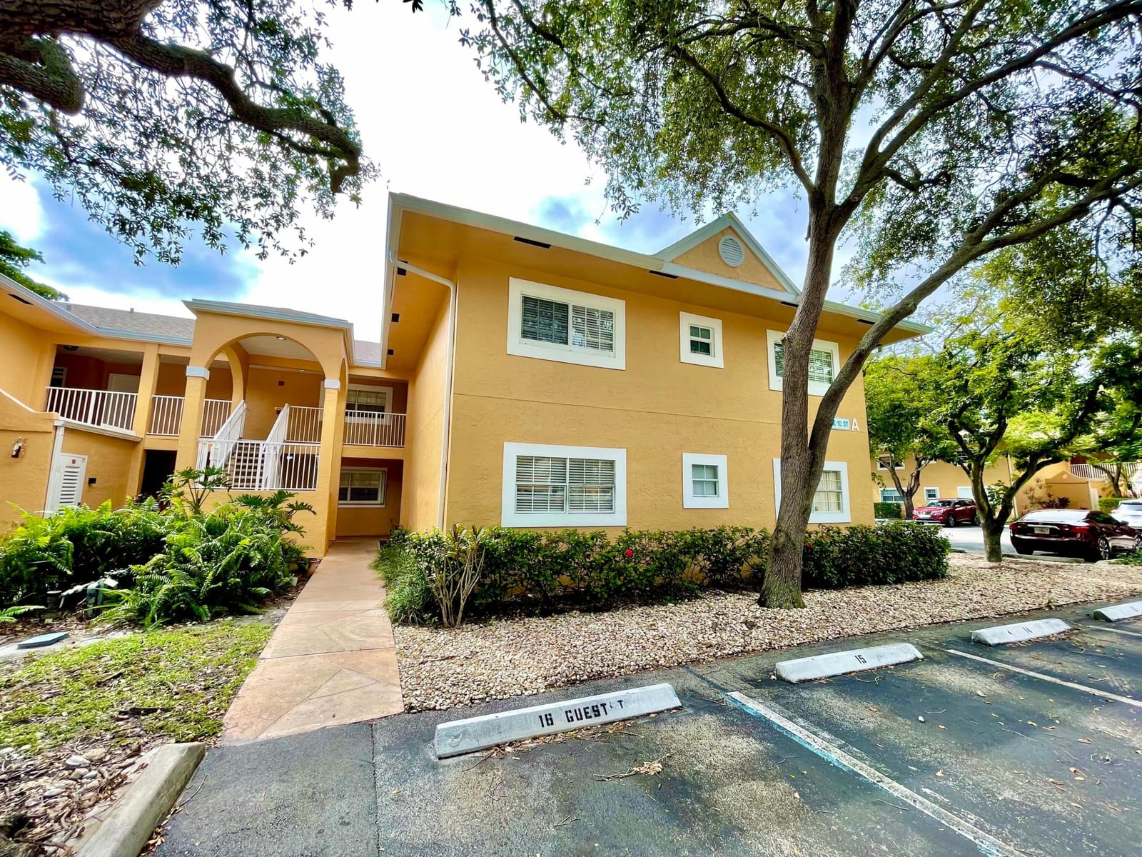 421 SE 10th Street A102, Dania Beach, FL 33004