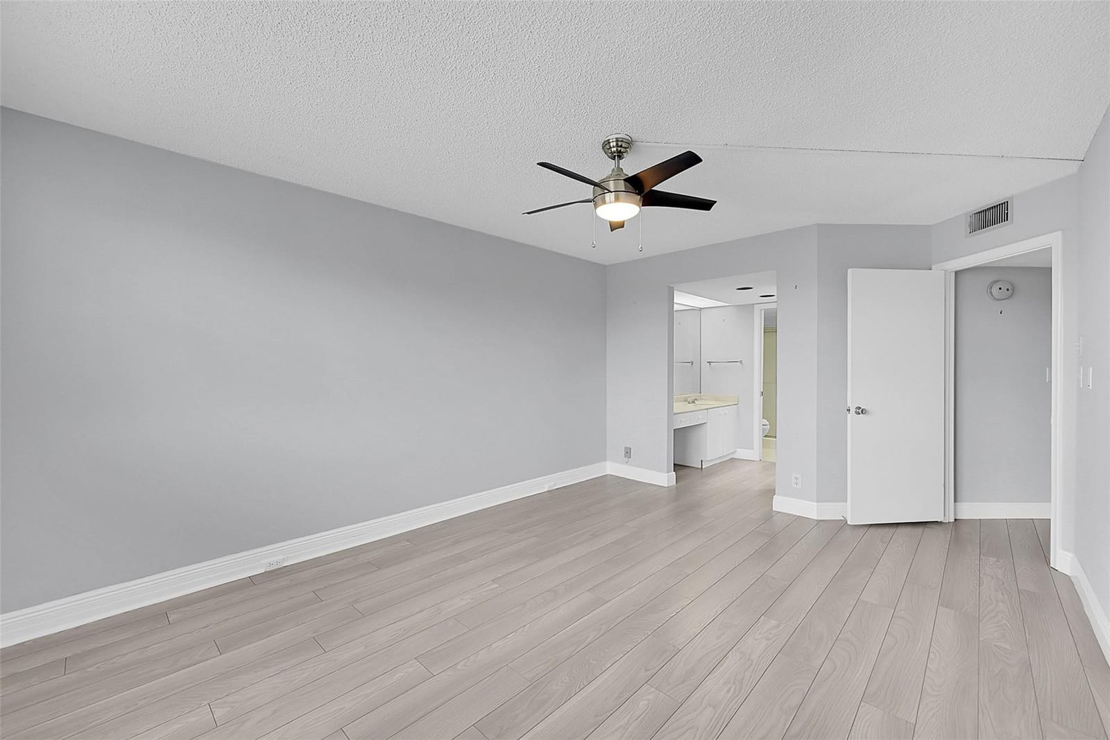 1606 Abaco Drive F4, Coconut Creek, FL 33066 photo 23