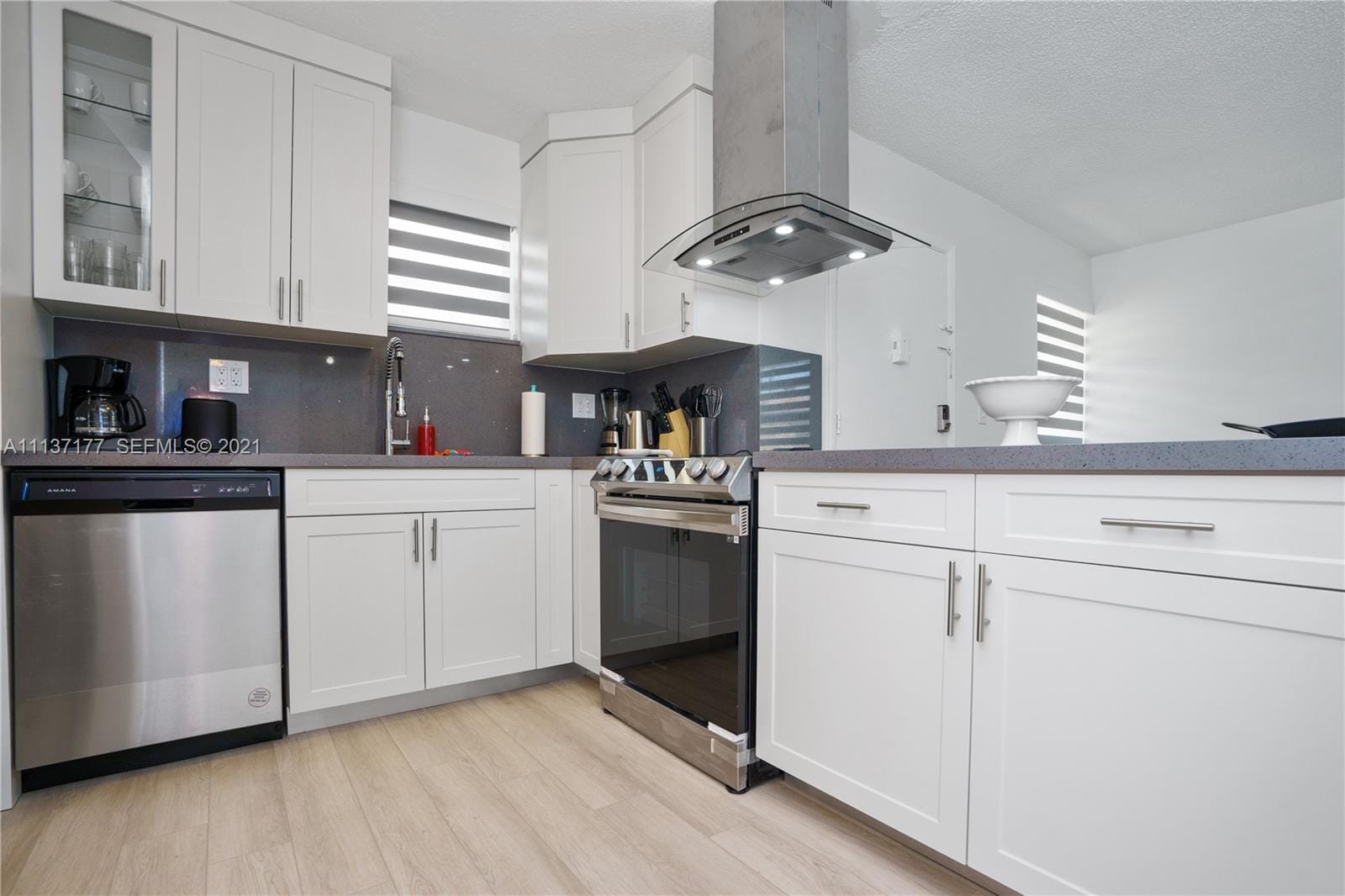 20077 SW 87th Place 20077 — photo 5