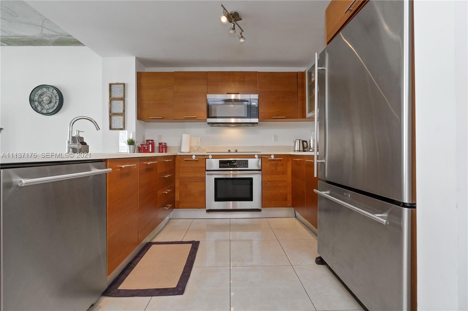 3250 NE 1st Avenue 703, Miami, FL 33137 photo 2